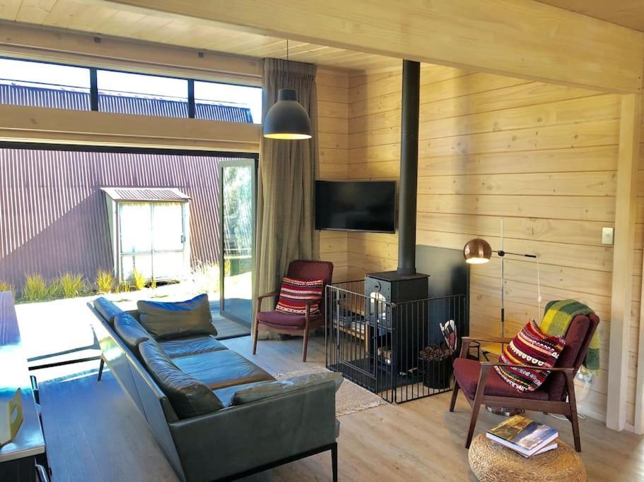 Modern Kowhai Cottage واناكا المظهر الخارجي الصورة